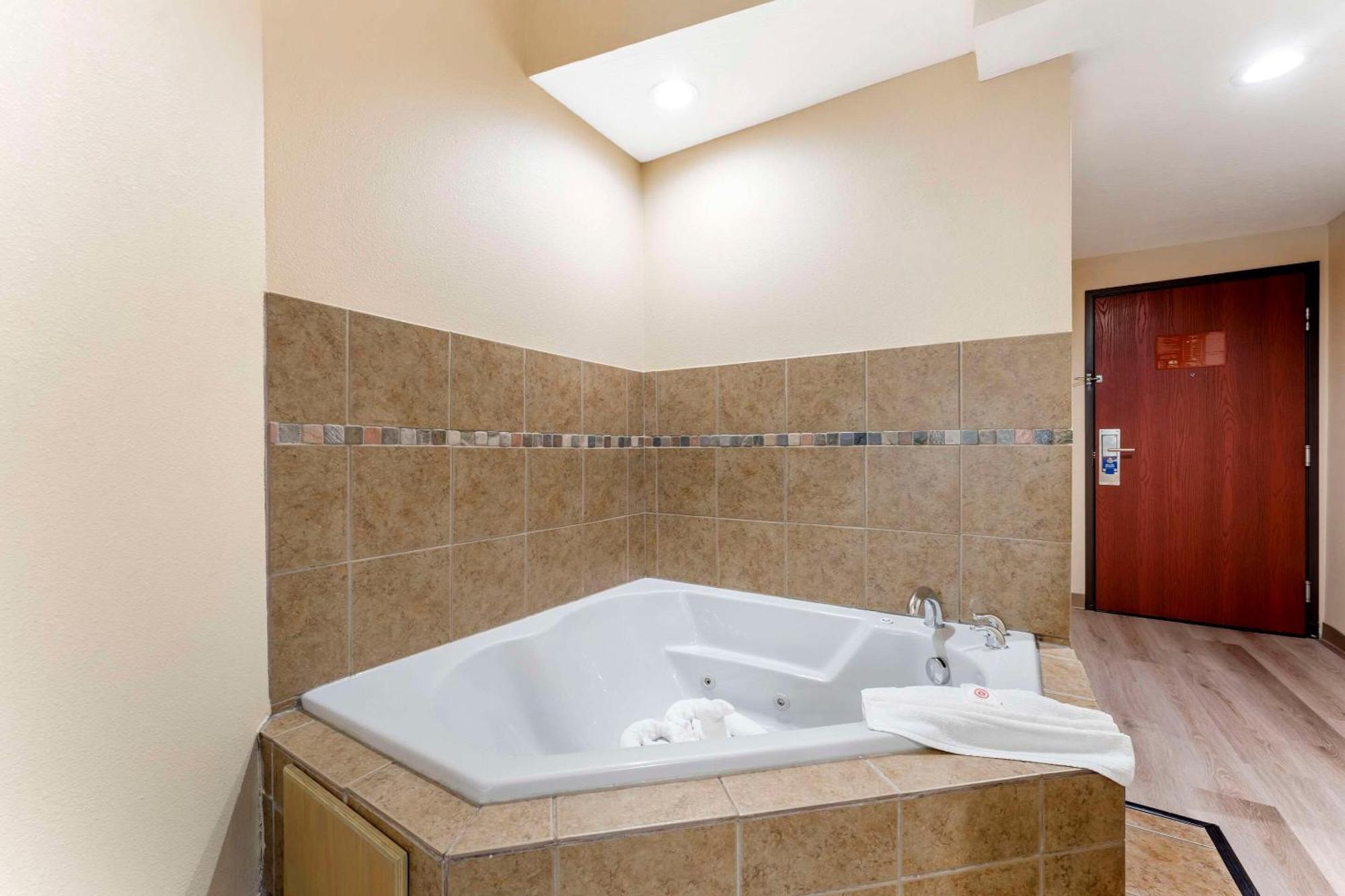 Comfort Suites Monaca Zewnętrze zdjęcie